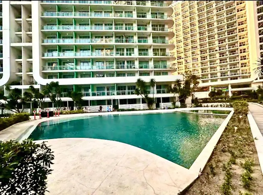 1Br Beach Club Pool View Suite At Azure-Maui Manila Apartment